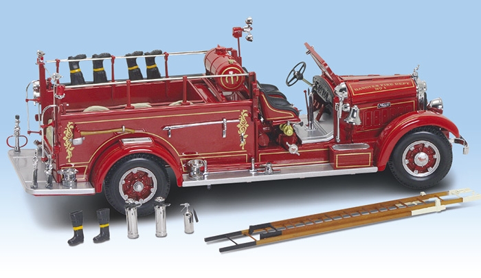 Автомобиль - пожарная машина МАК ТАЙП 75BX, образца 1935 г., масштаб 1:24  
